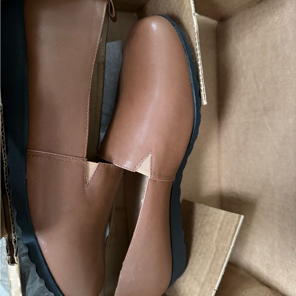 ComfortView The June Slip On Loafers Cognac Color 11WW New In Box